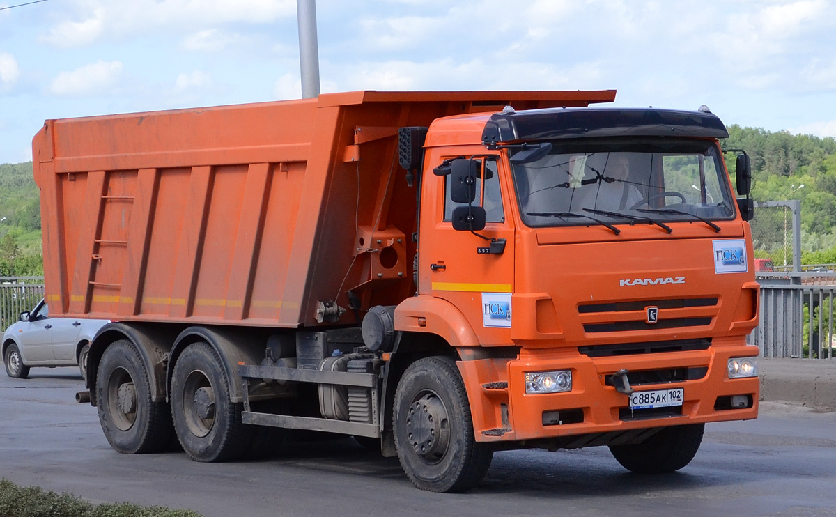 Башкортостан, № С 885 АК 102 — КамАЗ-6520-73