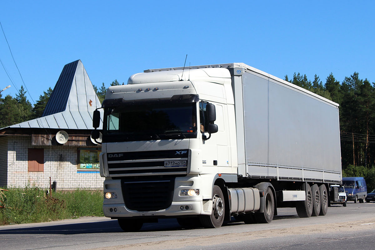 Волгоградская область, № В 712 МО 134 — DAF XF105 FT