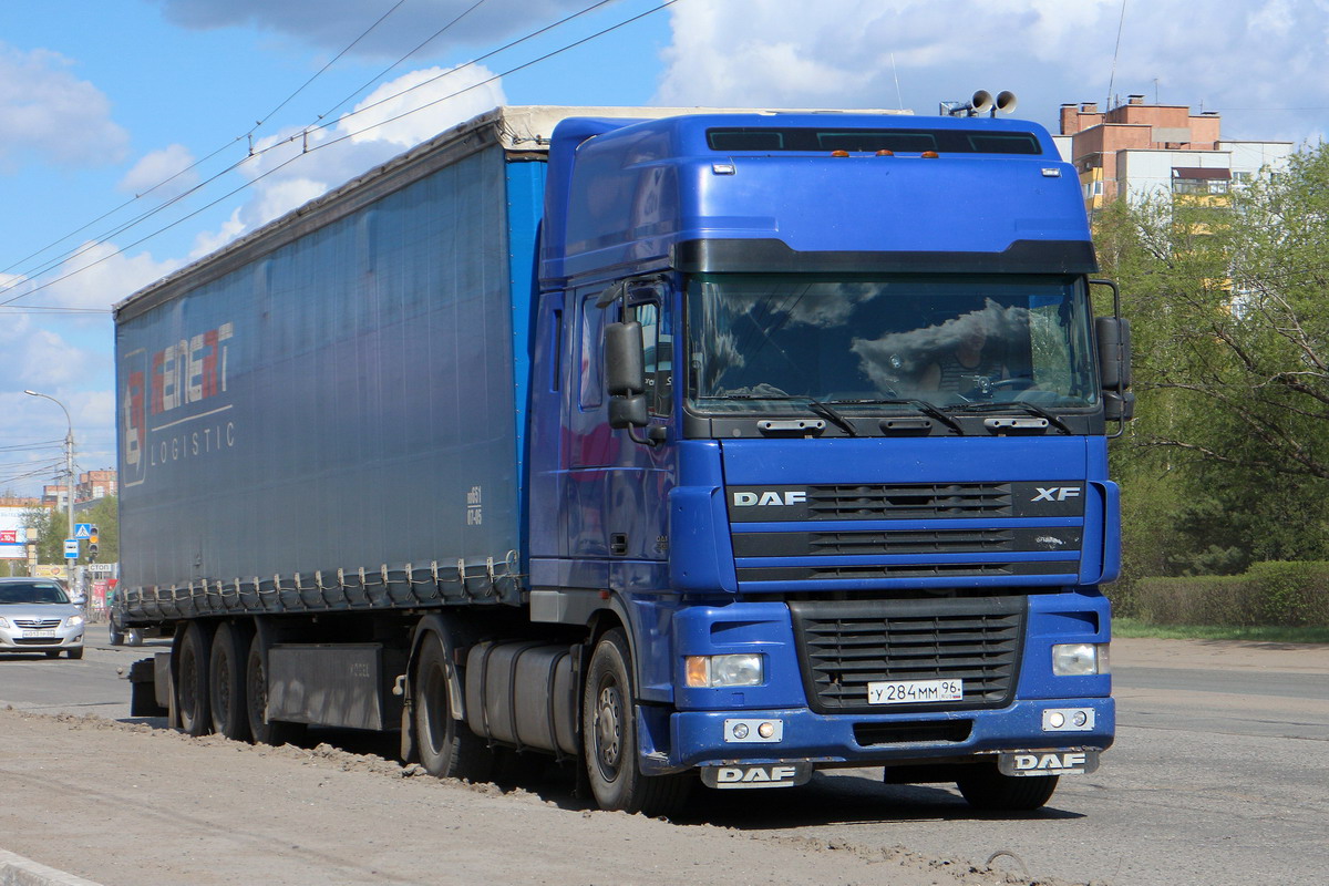 Свердловская область, № У 284 ММ 96 — DAF XF95 FT
