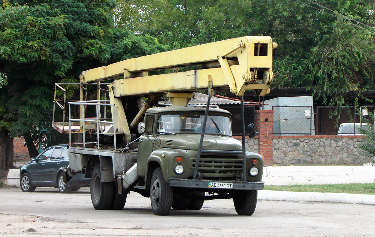 Днепропетровская область, № АЕ 3661 СТ — ЗИЛ-431412