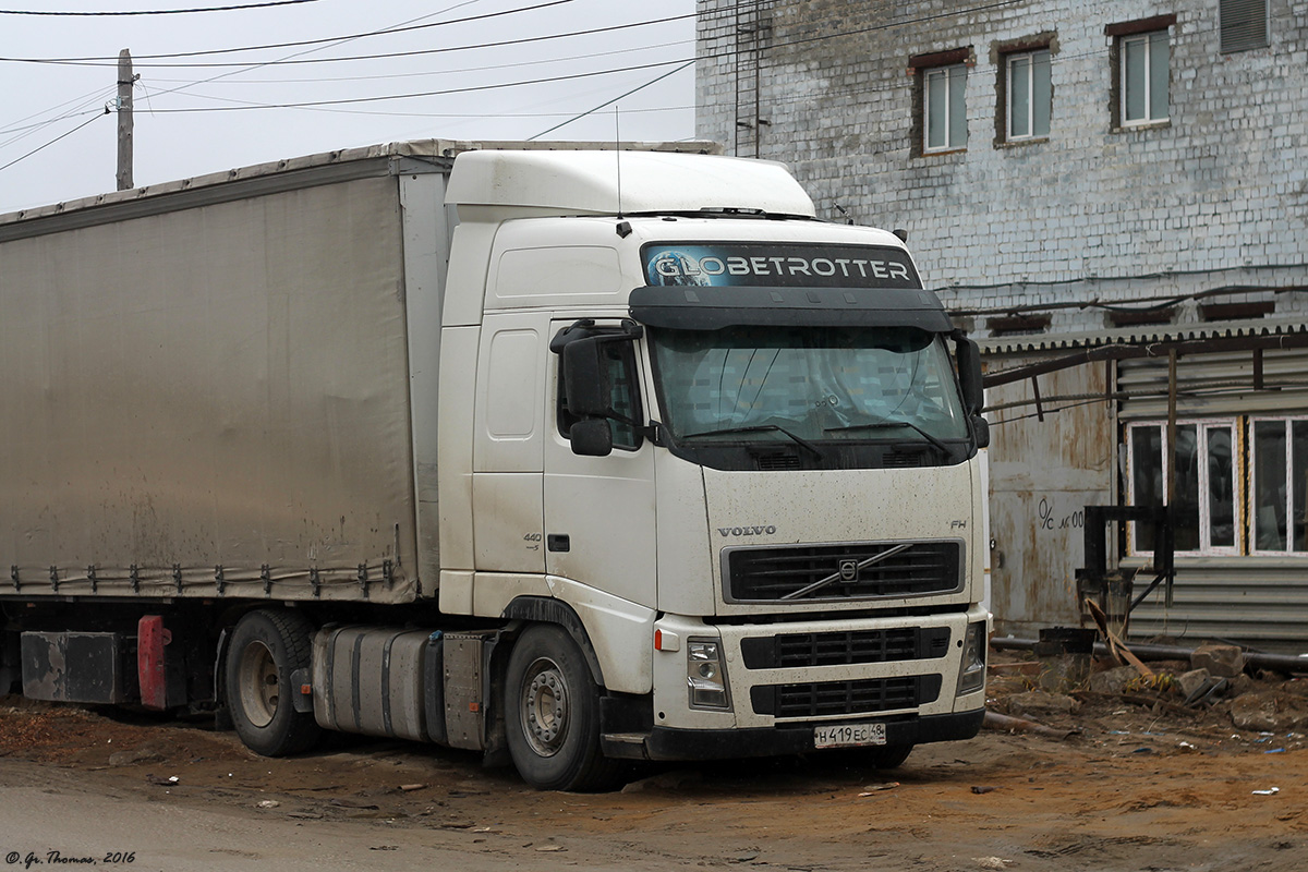 Липецкая область, № Н 419 ЕС 48 — Volvo ('2002) FH12.440