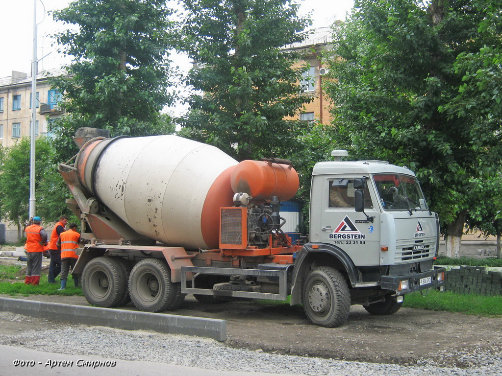 Восточно-Казахстанская область, № F 806 PC — КамАЗ-53229-15 [53229R]