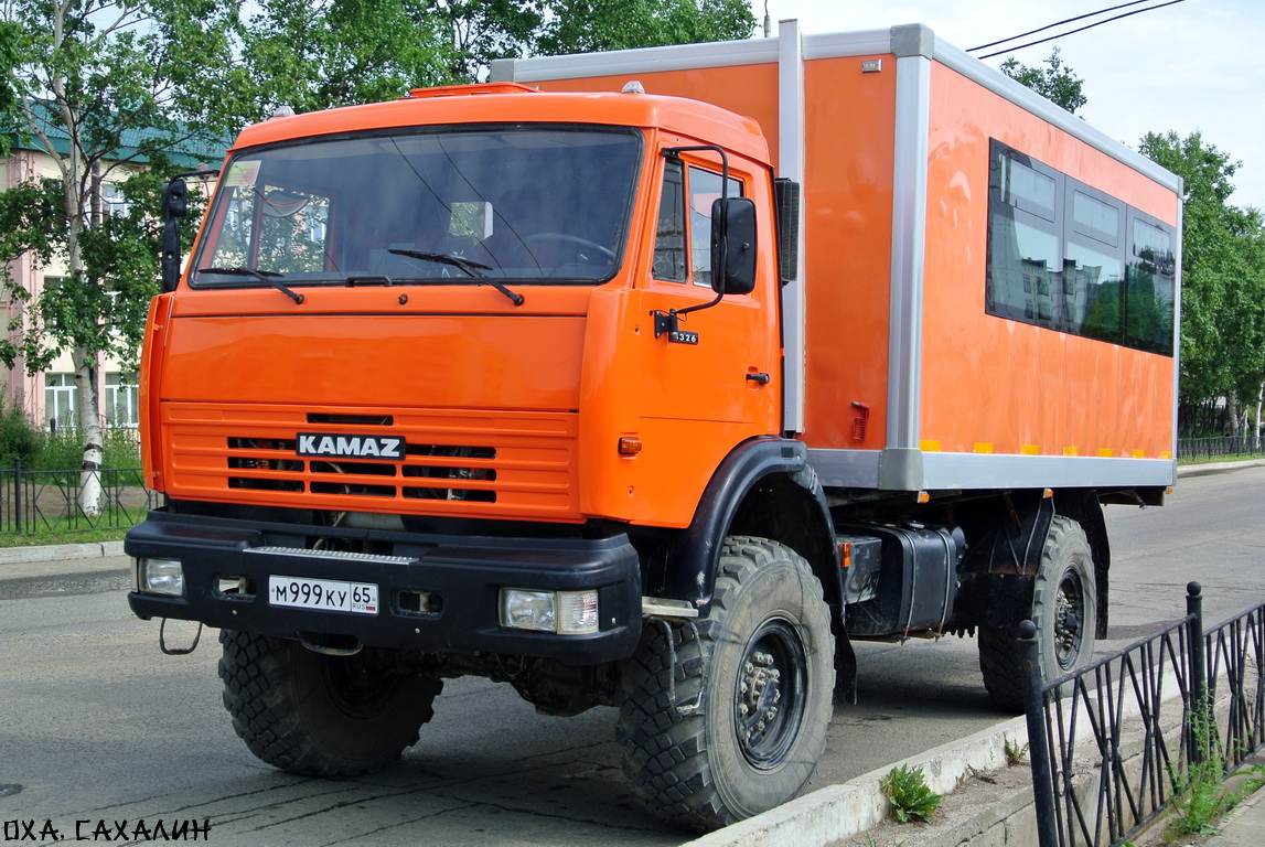 Сахалинская область, № М 999 КУ 65 — КамАЗ-4326-15 [43260R]
