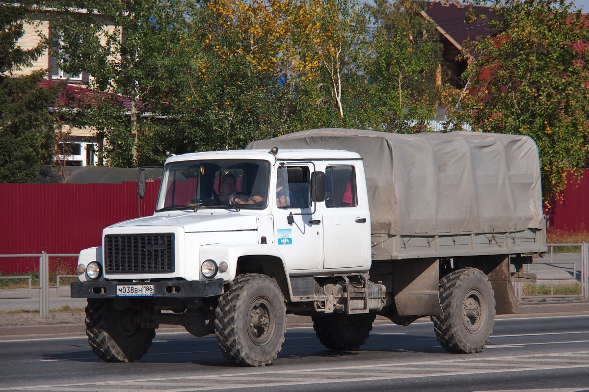 Ханты-Мансийский автоном.округ, № М 038 ВН 186 — ГАЗ-33081 «Садко»