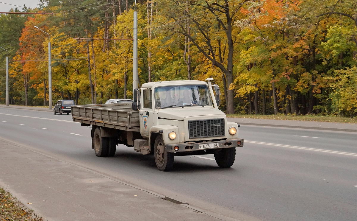 Пензенская область, № О 677 СС 58 — ГАЗ-3309