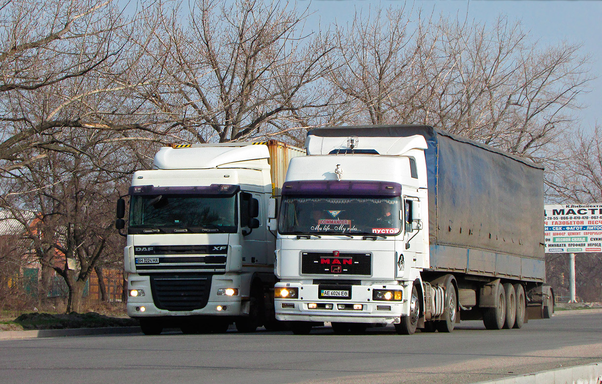 Одесская область, № ВН 3224 НА — DAF XF105 FT; Днепропетровская область, № АЕ 6026 ЕО — MAN F2000 (общая модель)