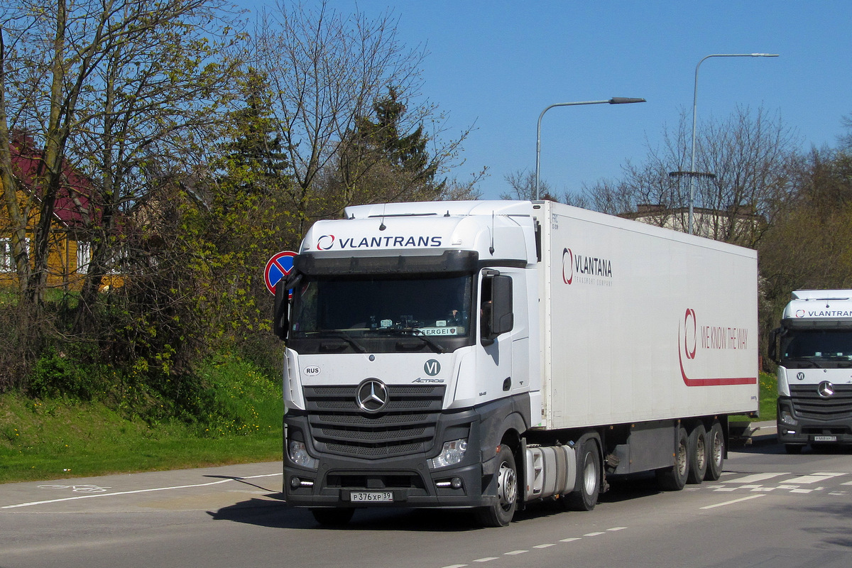 Калининградская область, № Р 376 ХР 39 — Mercedes-Benz Actros ('2011) 1845