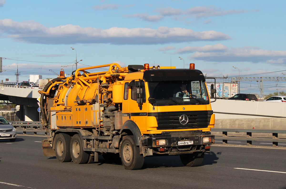 Москва, № О 448 РВ 197 — Mercedes-Benz SK 2538