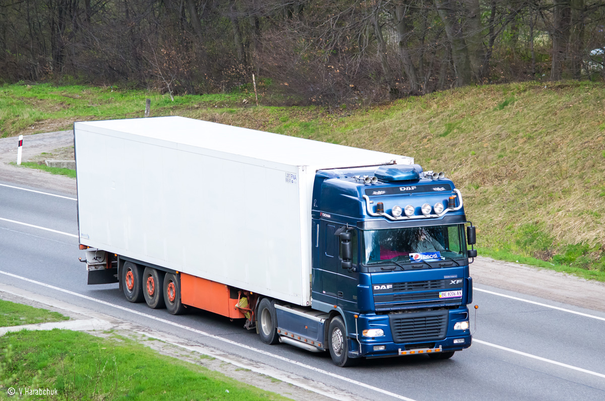 Николаевская область, № ВЕ 8206 АХ — DAF XF95 FT