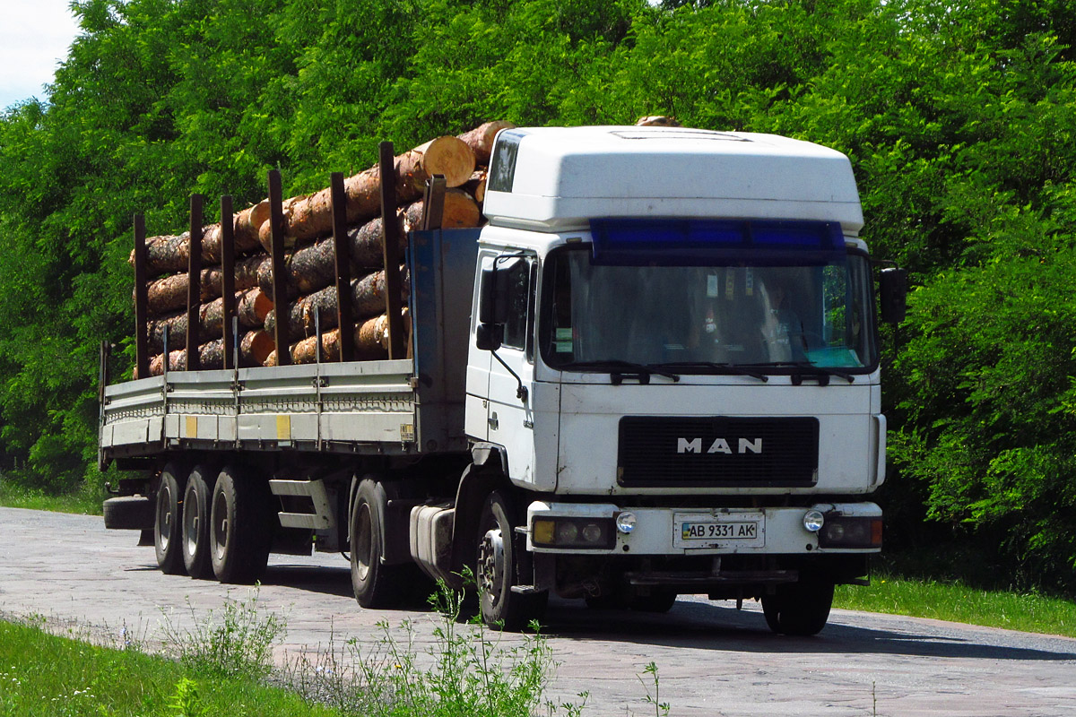 Винницкая область, № АВ 9331 АК — MAN F90 19.402