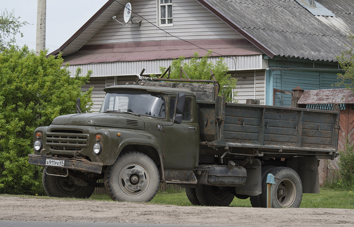 Тверская область, № А 911 РХ 69 — ЗИЛ-495710