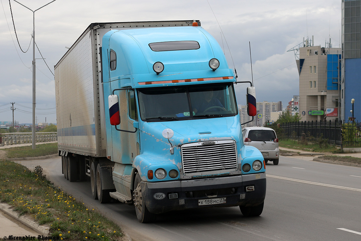 Хабаровский край, № Х 188 МС 27 — Freightliner Century Class