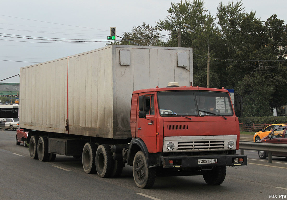 Свердловская область, № Е 308 ТН 196 — КамАЗ-54112