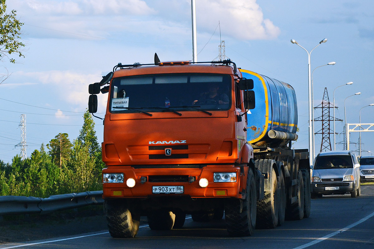 Ханты-Мансийский автоном.округ, № Р 903 ХТ 86 — КамАЗ-44108-24 [441083]