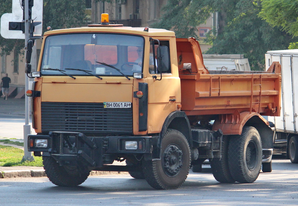 Одесская область, № ВН 0061 АН — МАЗ-555102