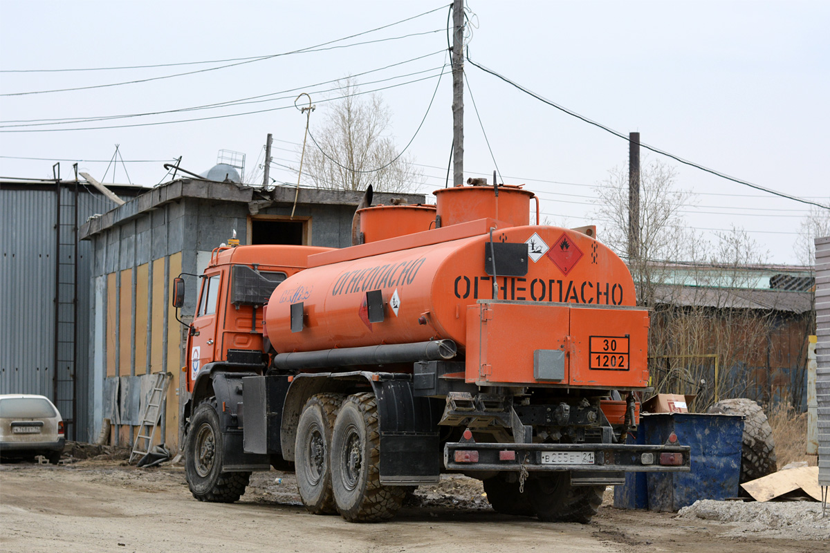 Чувашия, № В 255 ЕТ 21 — КамАЗ-43118-10 [43118K]
