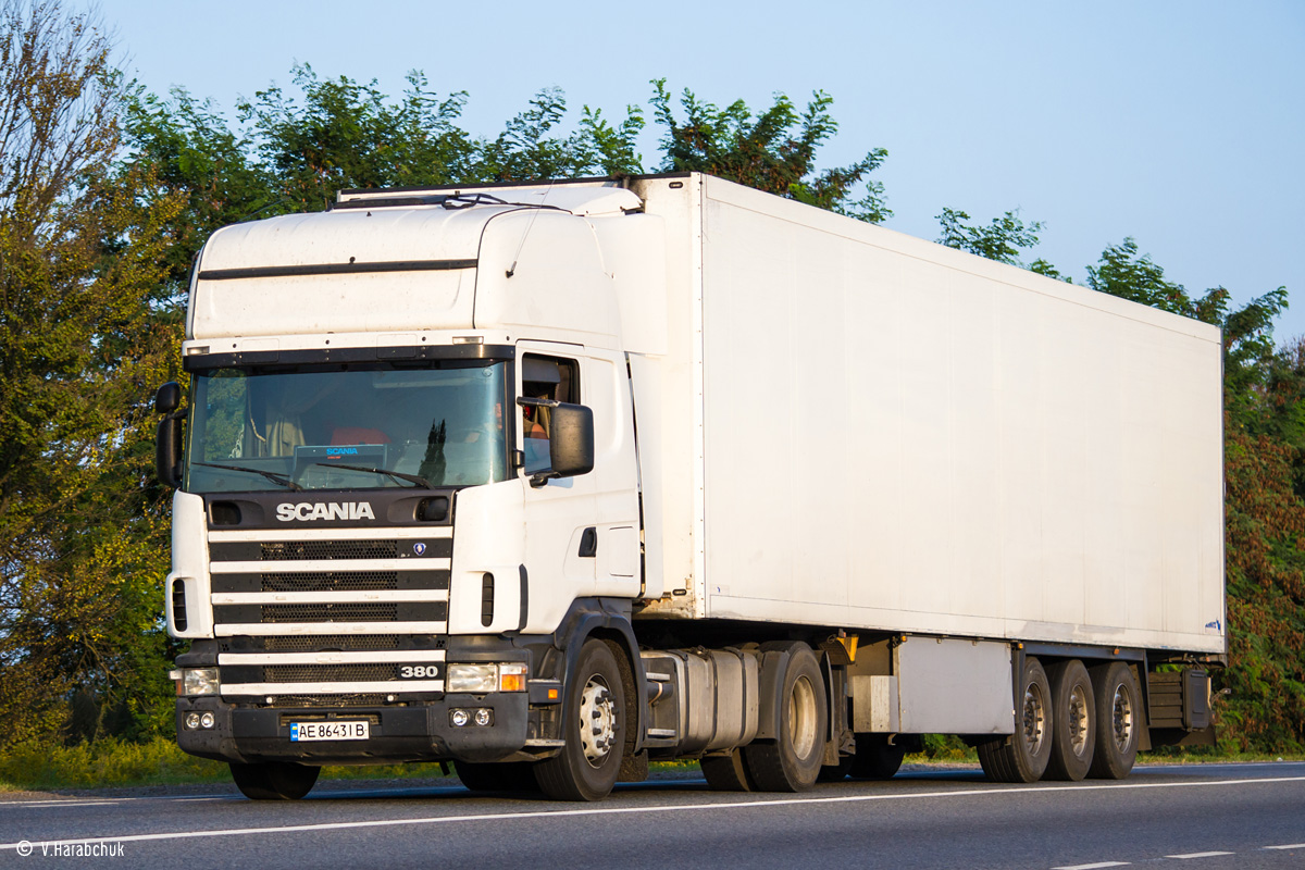 Днепропетровская область, № АЕ 8643 ІВ — Scania ('1996) R114L