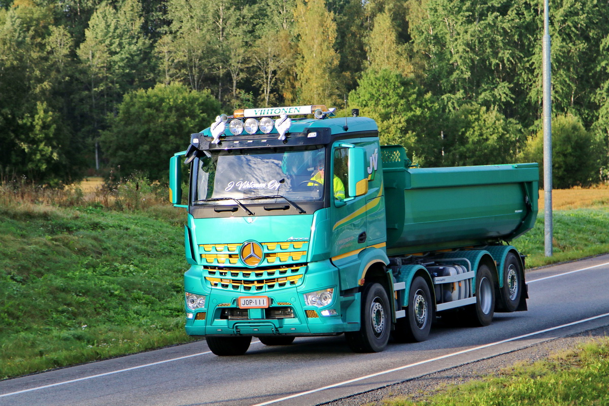 Финляндия, № JOP-111 — Mercedes-Benz Arocs (общ.м)