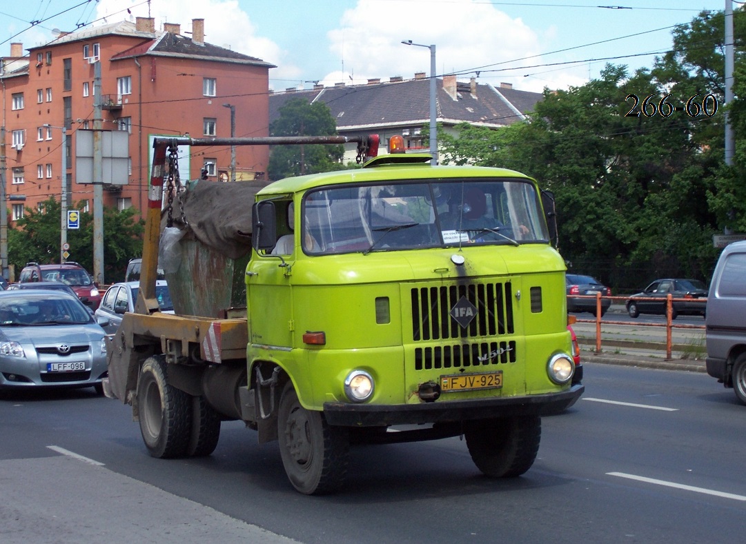 Венгрия, № FJV-925 — IFA W50L/K