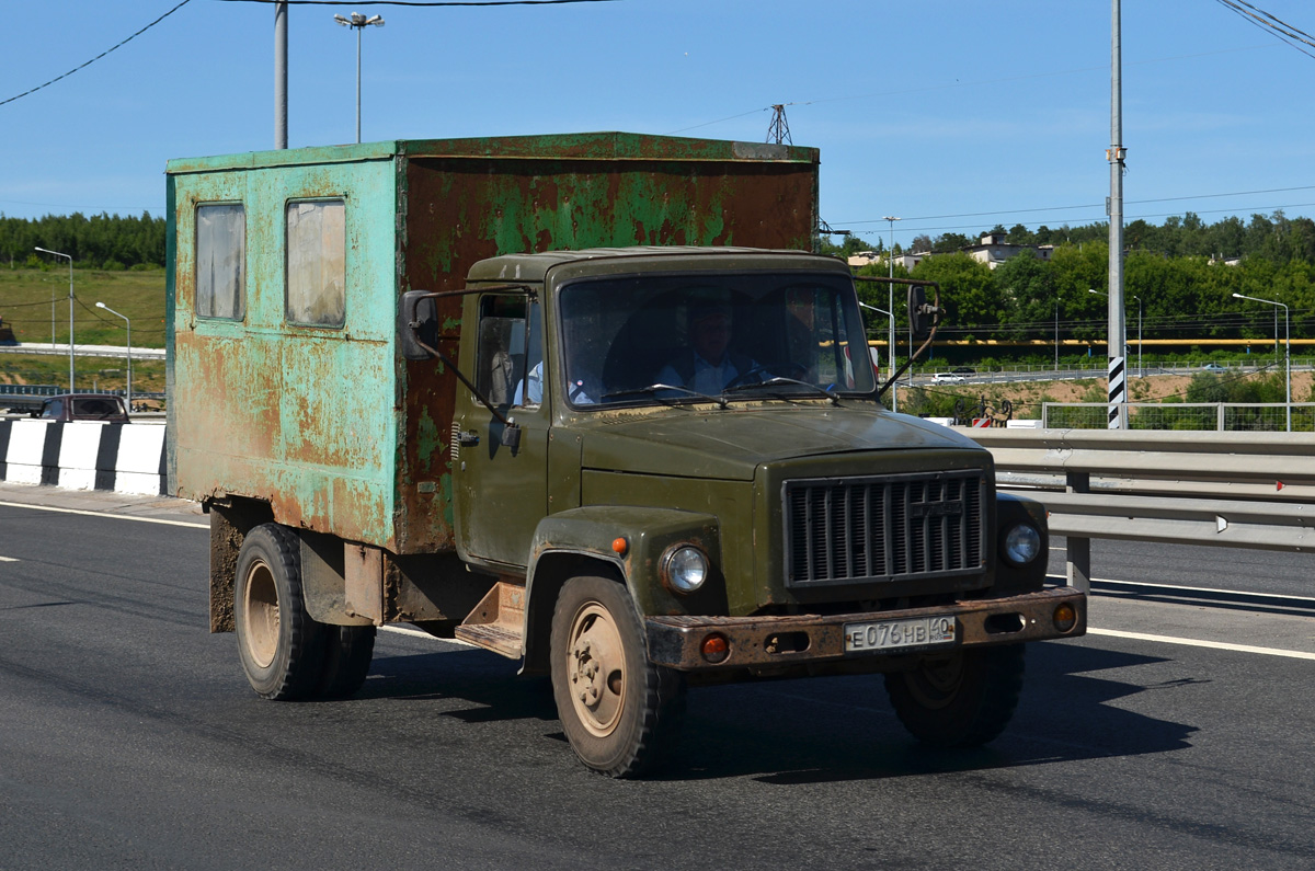 Калужская область, № Е 076 НВ 40 — ГАЗ-3307