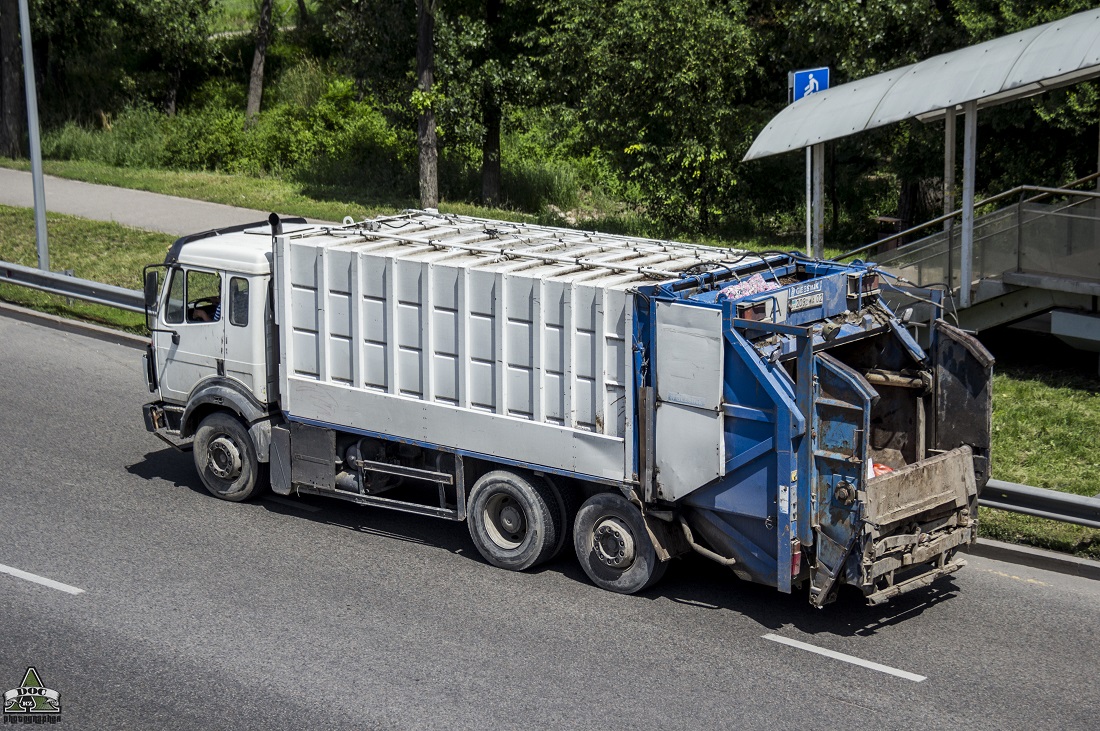 Алматы, № 209 DWA 02 — Mercedes-Benz SK 2524