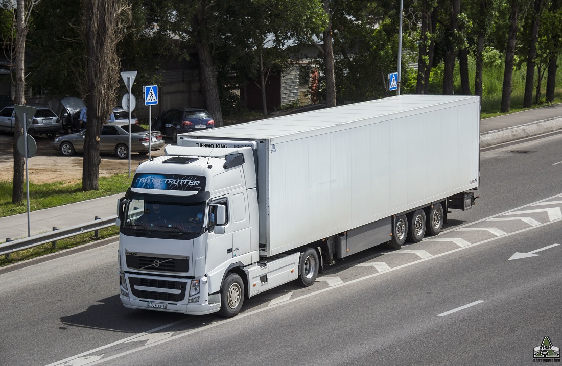 Туркестанская область, № 607 EEB 13 — Volvo ('2008) FH.460