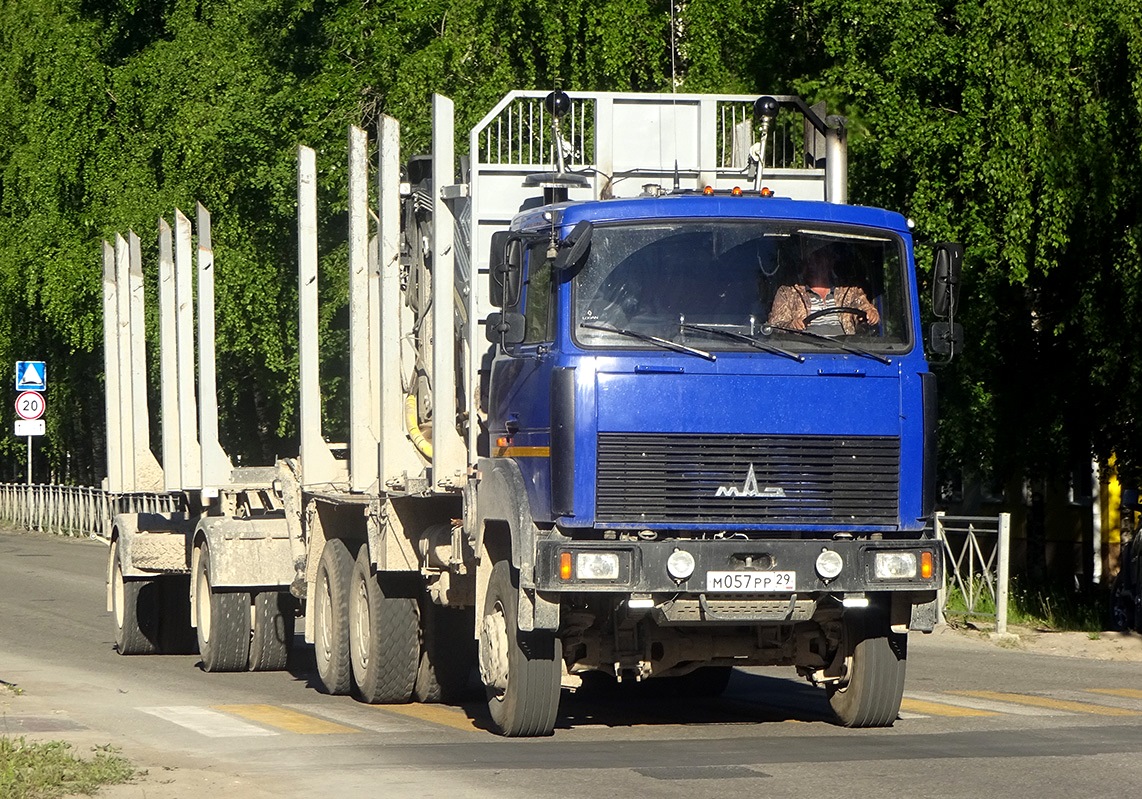 Архангельская область, № М 057 РР 29 — МАЗ-6317F9