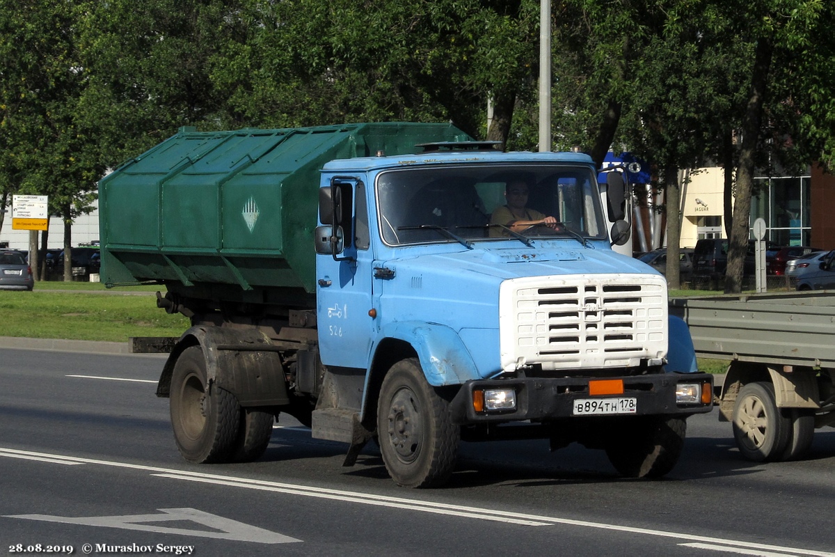 Санкт-Петербург, № 526 — ЗИЛ-432932