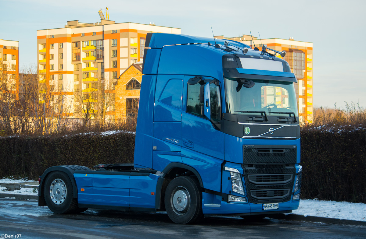 Львовская область, № АА 6493 ММ — Volvo ('2012) FH.500