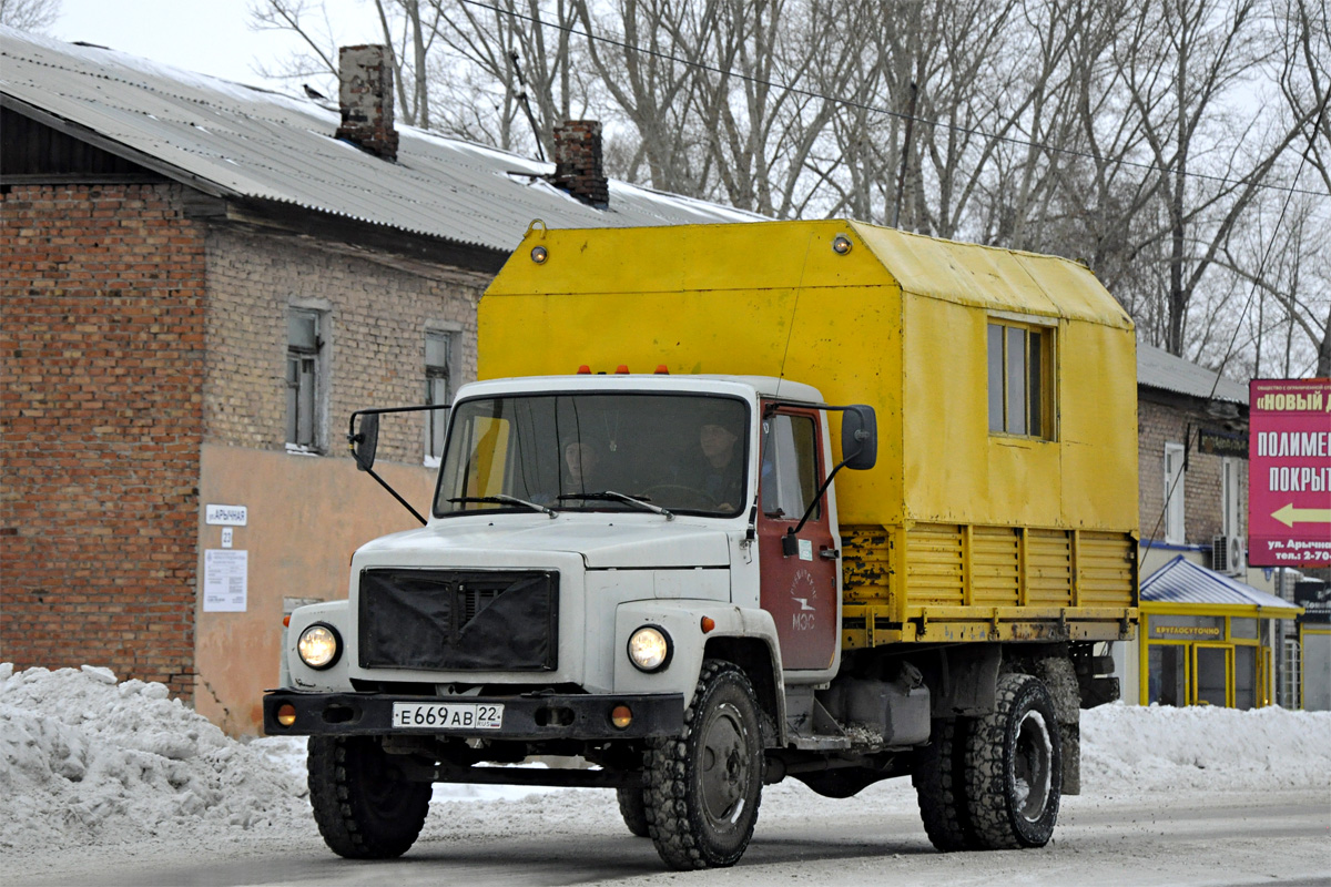 Алтайский край, № Е 669 АВ 22 — ГАЗ-3307