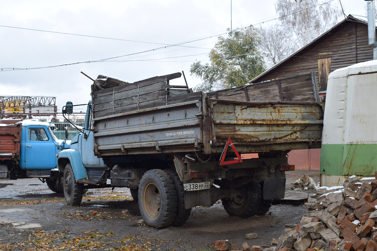 Алтайский край, № С 338 РР 22 — ГАЗ-33072