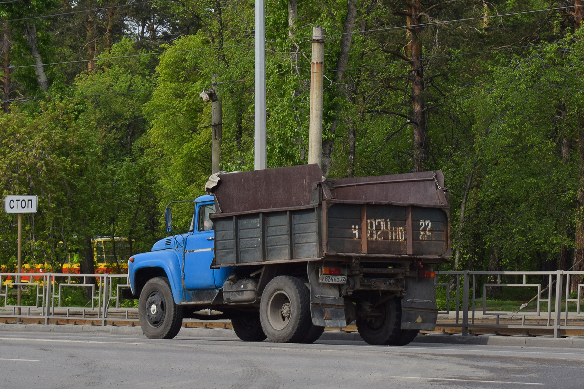 Алтайский край, № У 824 НО 22 — ЗИЛ-495810