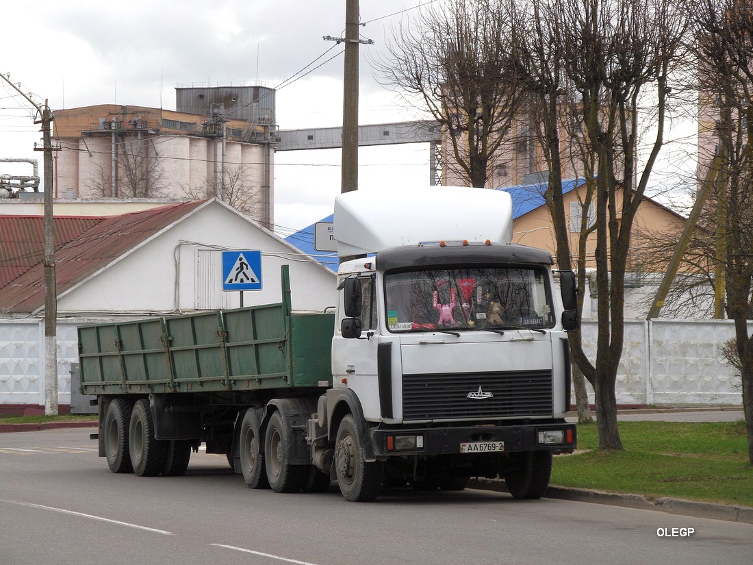 Витебская область, № АА 6769-2 — МАЗ-6422 (общая модель)