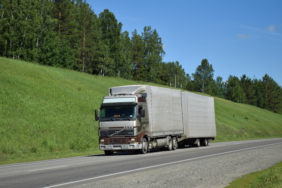Алматинская область, № 859 AEA 05 — Volvo ('1993) FH12.340