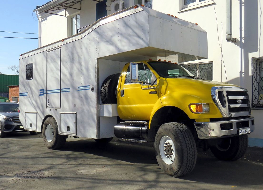Хабаровский край, № Н 941 ЕХ 27 — Ford F-650