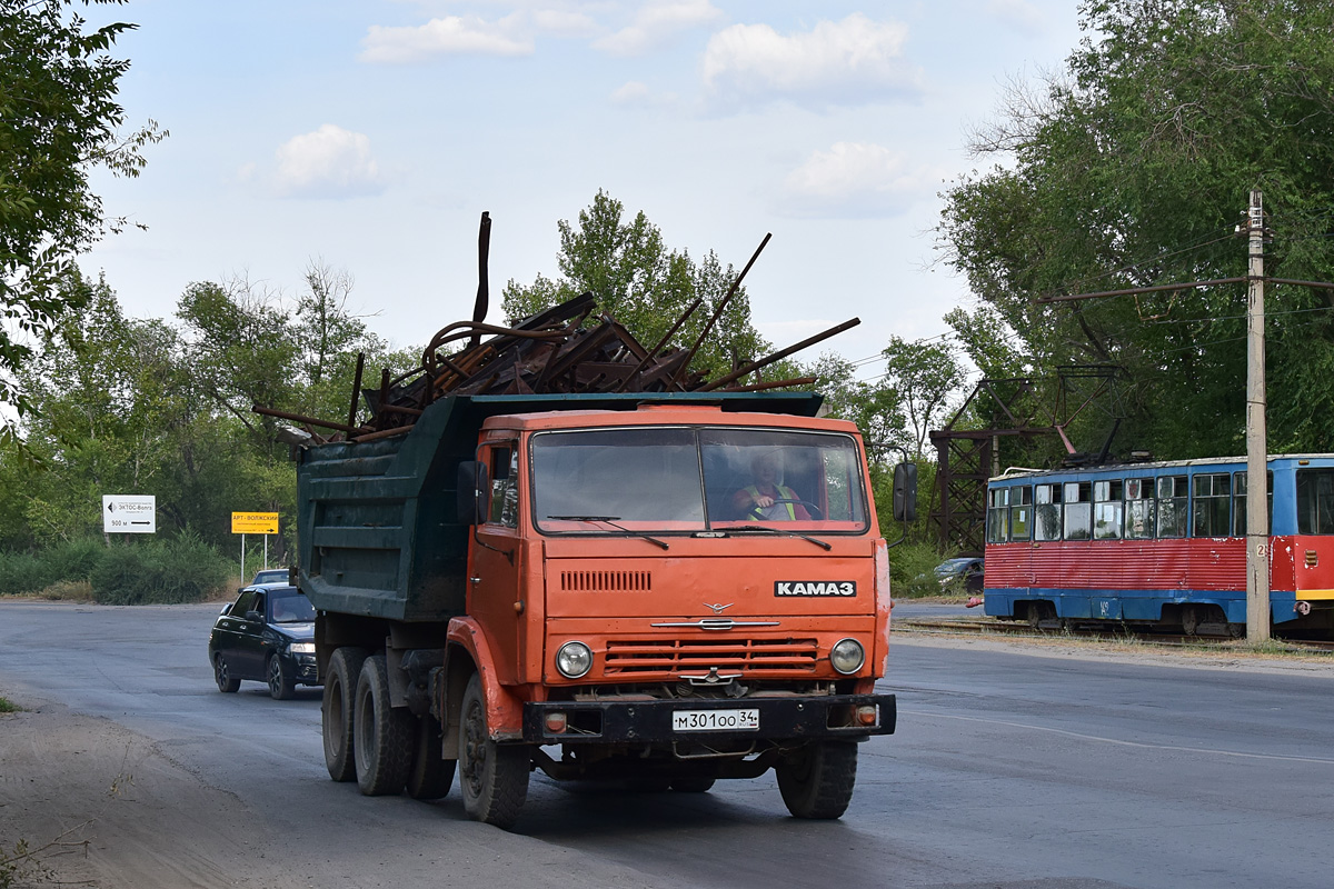 Волгоградская область, № М 301 ОО 34 — КамАЗ-5511