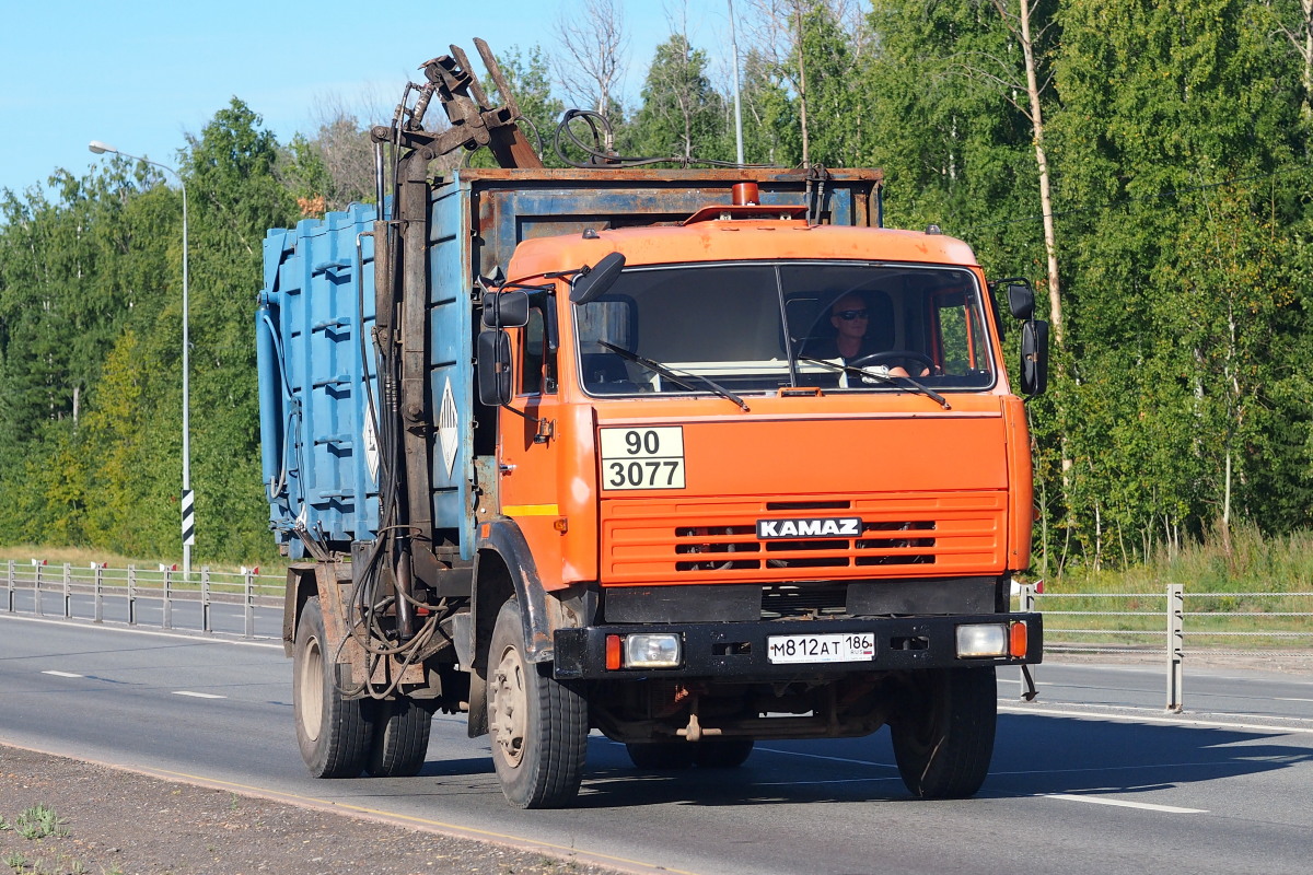 Ханты-Мансийский автоном.округ, № М 812 АТ 186 — КамАЗ-43253-15 [43253R]
