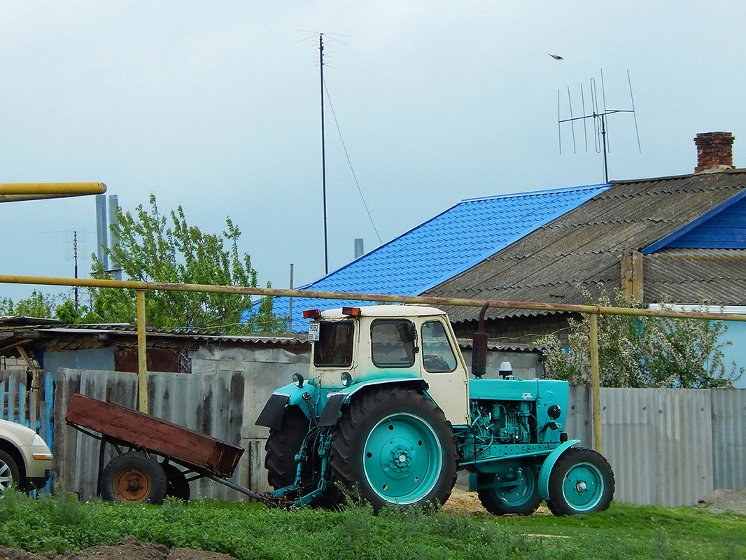 Воронежская область, № 9082 ВВ 36 — ЮМЗ-6АЛ/АМ