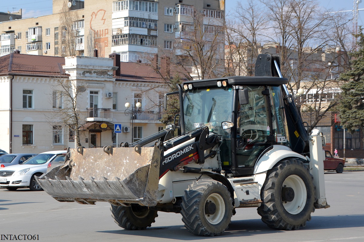 Ростовская область, № 6496 ЕА 61 — Hidromek HMK 102B