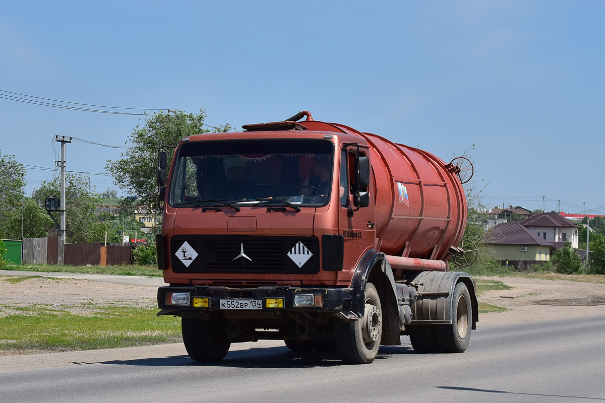 Волгоградская область, № К 552 ВР 134 — Mercedes-Benz NG (общ. мод.)