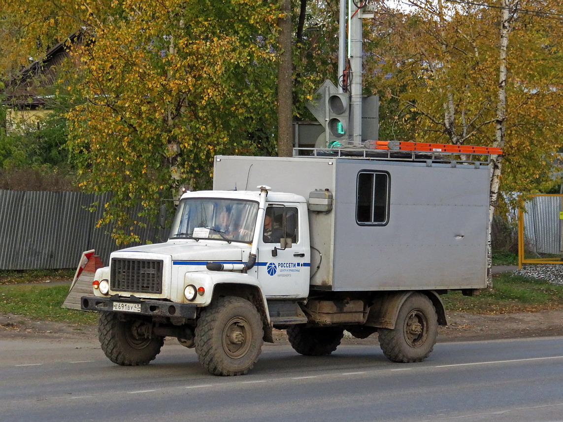 Кировская область, № Е 691 ВУ 43 — ГАЗ-33081 «Садко»