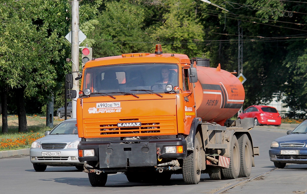 Оренбургская область, № А 992 ОЕ 164 — КамАЗ-65115-15 [65115R]
