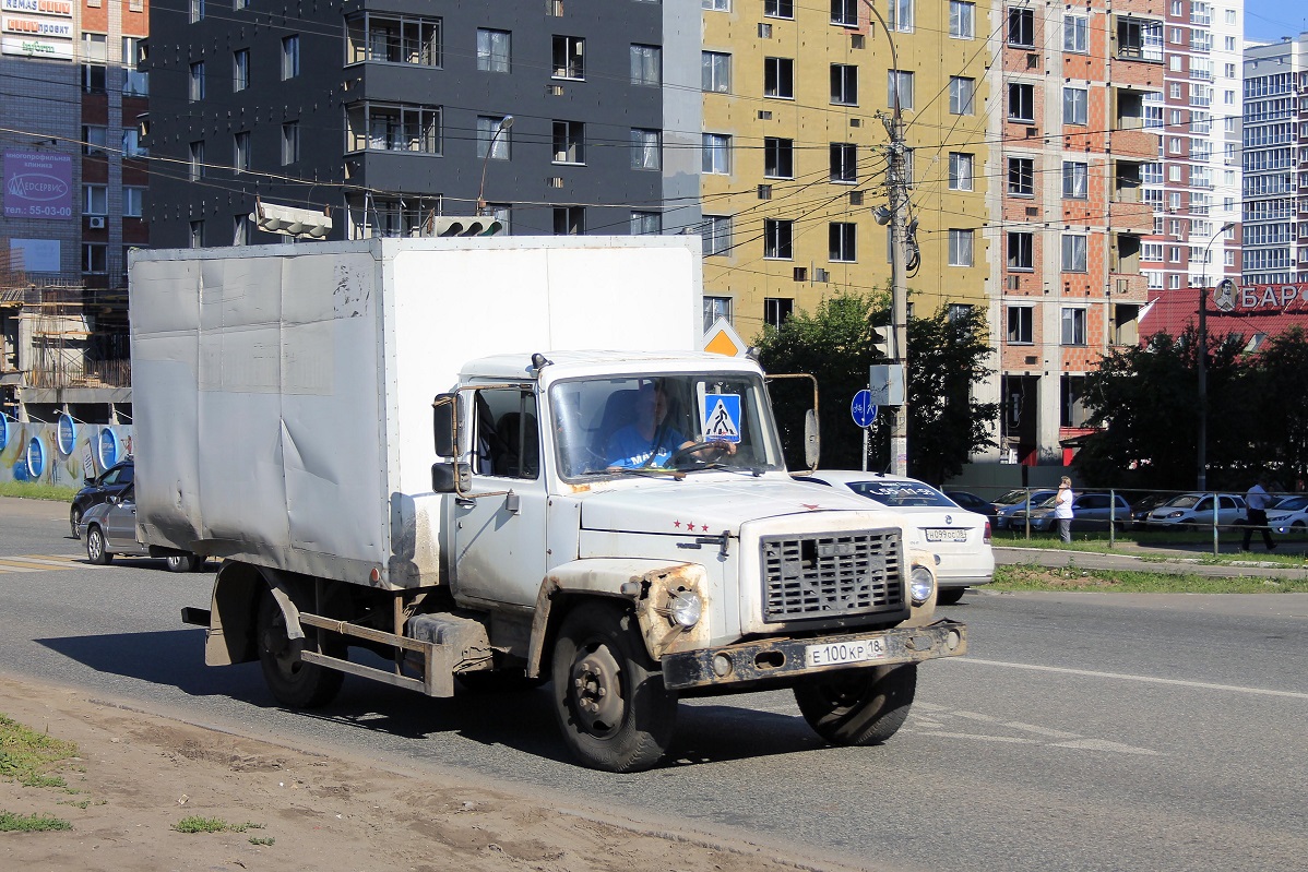 Удмуртия, № Е 100 КР 18 — ГАЗ-3309
