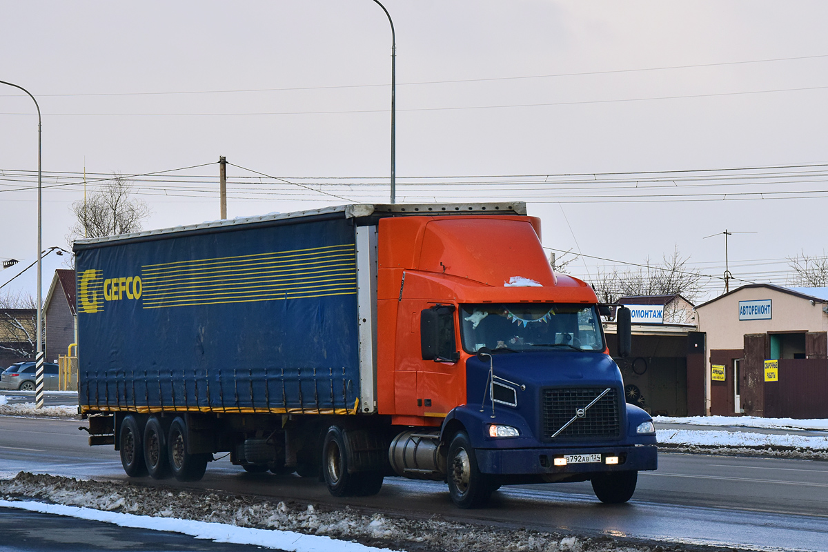 Волгоградская область, № В 792 АВ 134 — Volvo VNM430 Волгоградская область, № В 792 АВ 134 — Volvo VNM430