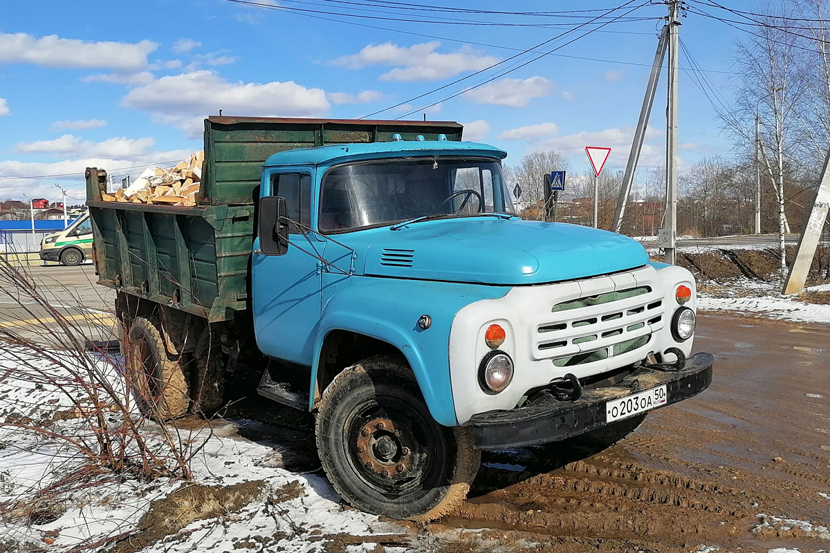 Московская область, № О 203 ОА 50 — ЗИЛ-495810