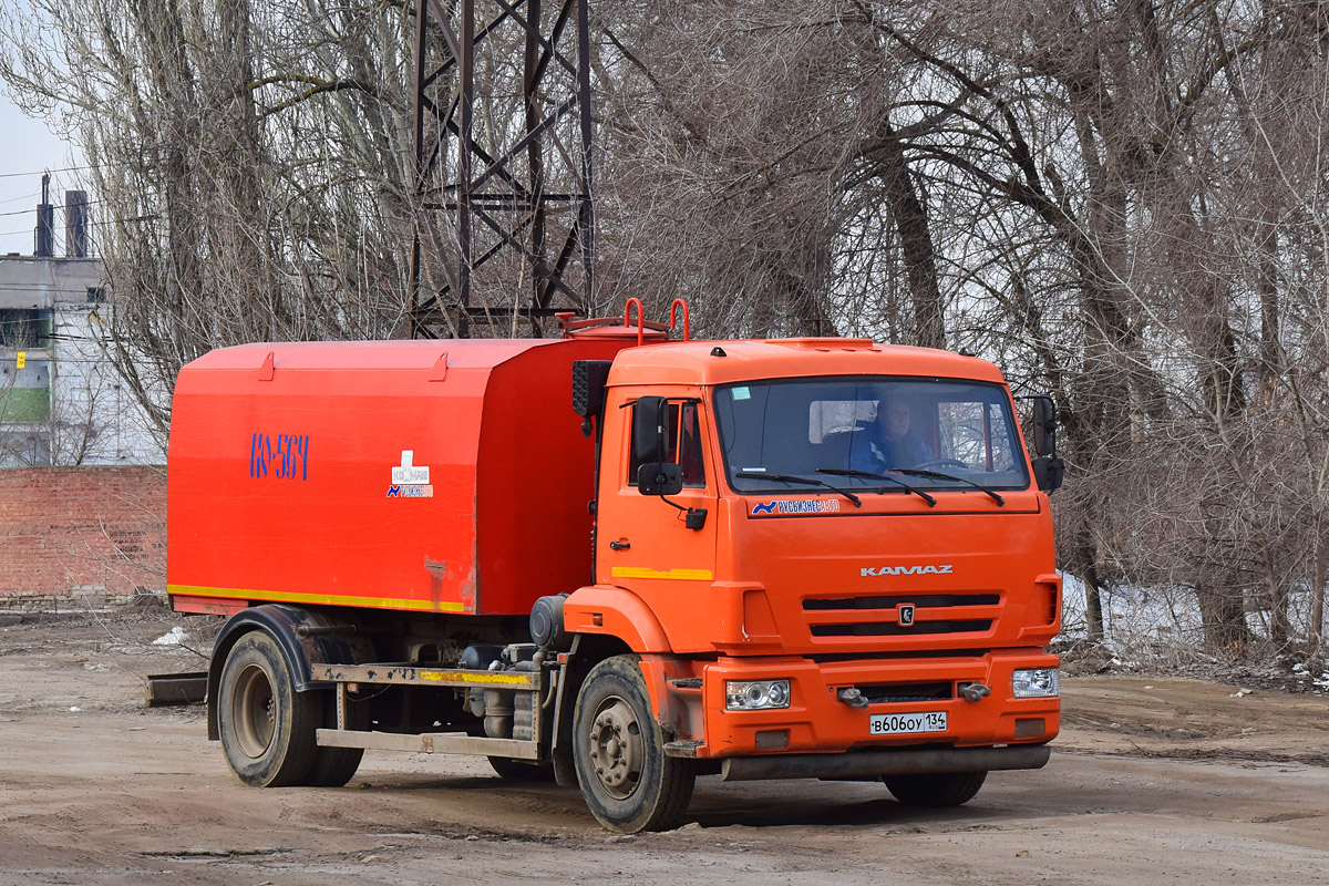 Волгоградская область, № В 606 ОУ 134 — КамАЗ-43253-R4(28)