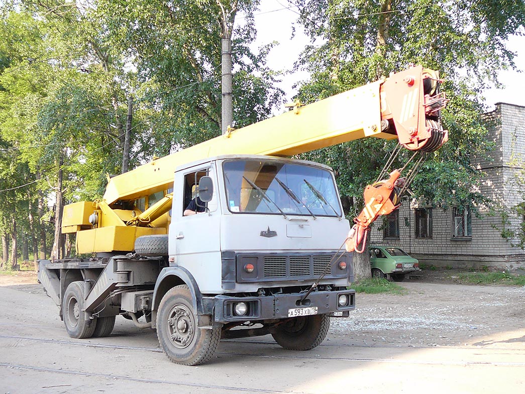 Удмуртия, № А 593 ХВ 18 — МАЗ-5337 [533700]