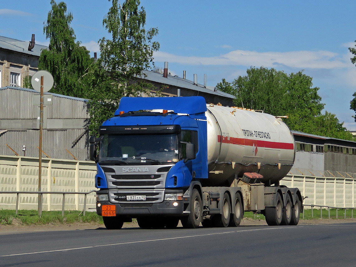 Кировская область, № С 835 ХА 43 — Scania ('2011) P440