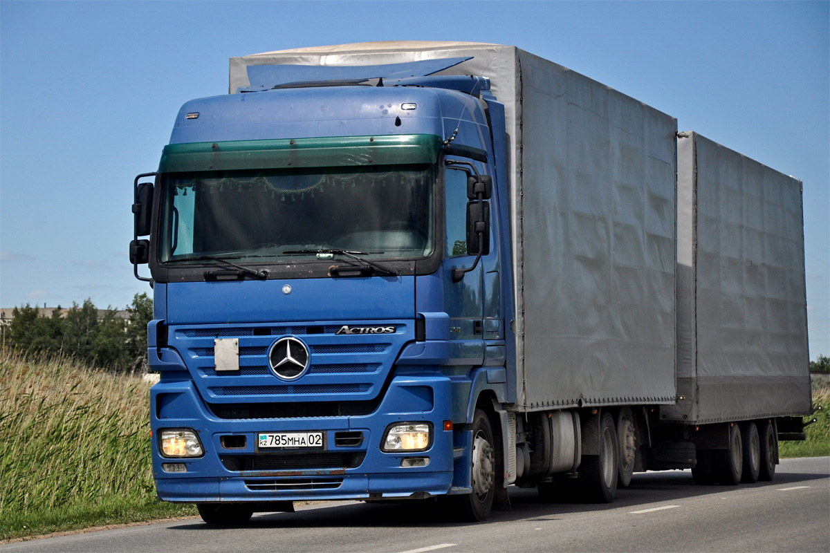 Алматы, № 785 MHA 02 — Mercedes-Benz Actros ('2003) 2541