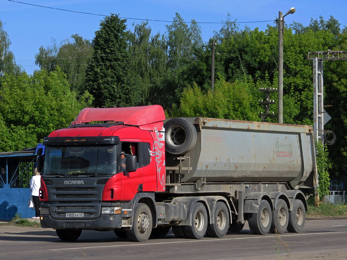 Кировская область, № Р 832 ХА 43 — Scania ('2004) P340